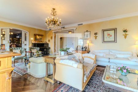 Apartamento à venda com 320m², 4 quartos e 4 vagasSala de Estar