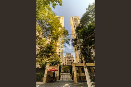 Apartamento à venda com 320m², 4 quartos e 4 vagasFachada