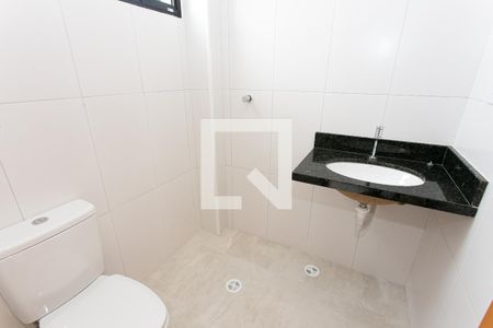 Casa à venda com 106m², 3 quartos e 2 vagasBanheiro da Suíte