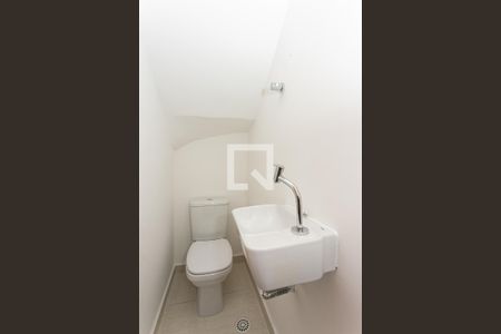 Casa à venda com 106m², 3 quartos e 2 vagasLavabo