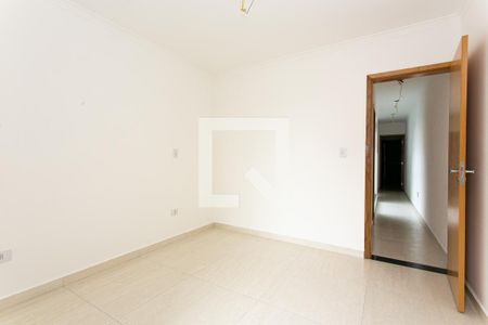 Casa à venda com 106m², 3 quartos e 2 vagasSuíte