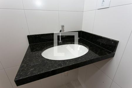 Casa à venda com 106m², 3 quartos e 2 vagasBanheiro da Suíte