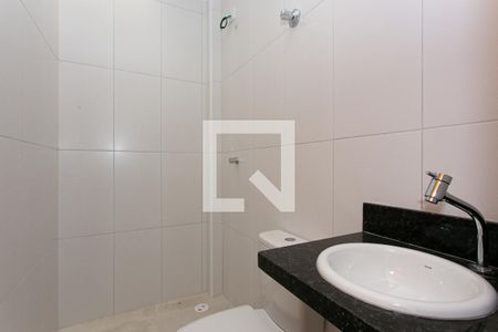 Casa à venda com 106m², 3 quartos e 2 vagas Casa à venda com 106m², 3 quartos e 2 vagasBanheiro Social