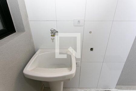 Casa à venda com 106m², 3 quartos e 2 vagas Casa à venda com 106m², 3 quartos e 2 vagasÁrea de Serviço