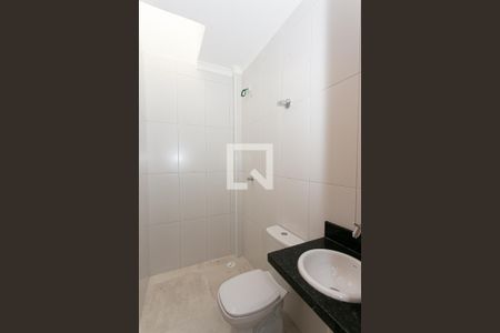 Casa à venda com 106m², 3 quartos e 2 vagas Casa à venda com 106m², 3 quartos e 2 vagasBanheiro Social