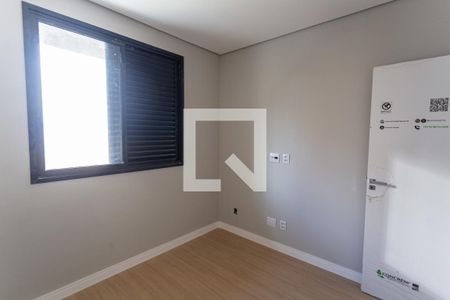 Casa à venda com 225m², 3 quartos e 4 vagasQuarto 3 no 2° Pavimento