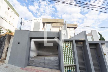 Casa à venda com 225m², 3 quartos e 4 vagasFachada