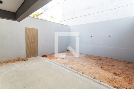 Casa à venda com 225m², 3 quartos e 4 vagasÁrea Privativa no 1° Pavimento