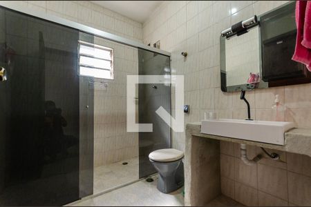 Casa à venda com 200m², 3 quartos e 2 vagasBanheiro 2