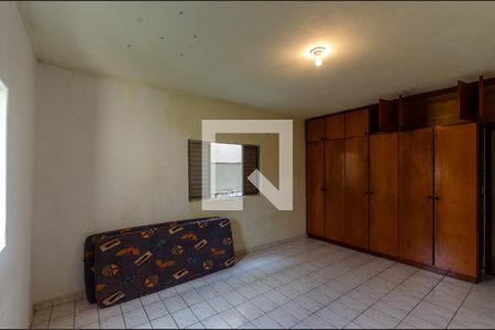 Casa à venda com 200m², 3 quartos e 2 vagasQuarto 1