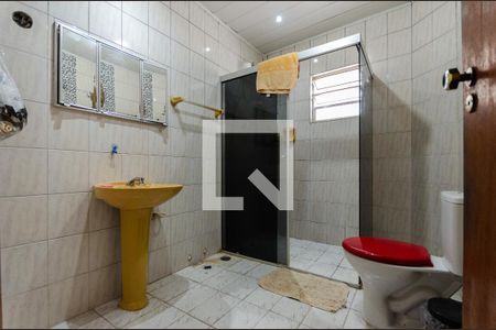 Casa à venda com 200m², 3 quartos e 2 vagasBanheiro 1