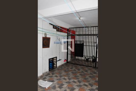 Casa à venda com 181m², 4 quartos e 2 vagasCasa 01 - Quintal e Área de Serviço