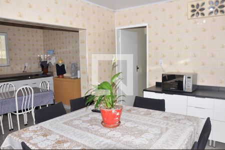 Casa à venda com 181m², 4 quartos e 2 vagasCasa 01 - Copa