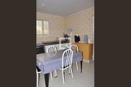 Casa à venda com 181m², 4 quartos e 2 vagasCasa 01 - Cozinha