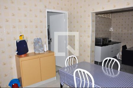 Casa à venda com 181m², 4 quartos e 2 vagasCasa 01 - Cozinha