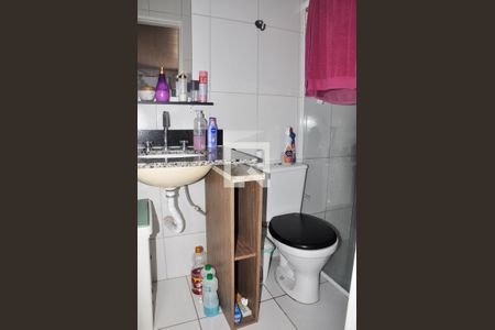 Casa à venda com 181m², 4 quartos e 2 vagasCasa 02 - Banheiro