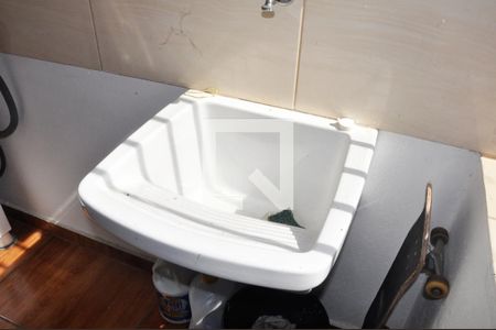 Casa à venda com 181m², 4 quartos e 2 vagasCasa 02 - Área de Serviço