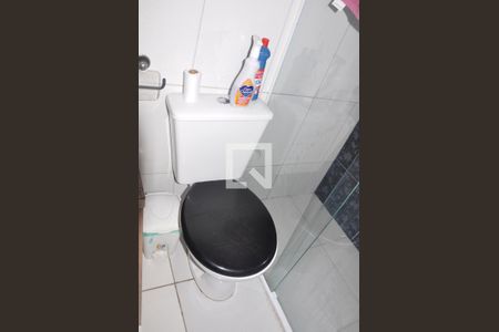 Casa à venda com 181m², 4 quartos e 2 vagasCasa 02 - Banheiro