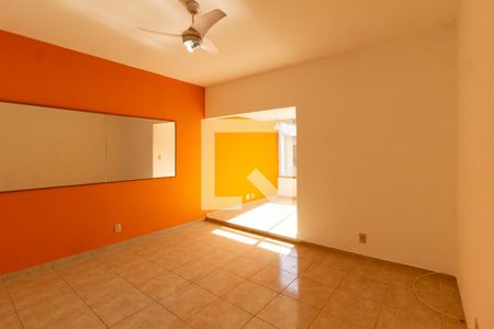 Apartamento à venda com 120m², 3 quartos e sem vagaDetalhe da sala 