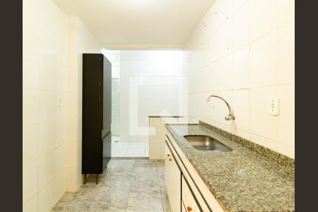 Apartamento à venda com 120m², 3 quartos e sem vagaCozinha 