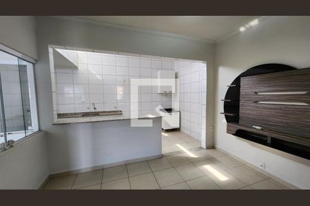 Sala de casa para alugar com 1 quarto, 50m² em Vila Vianelo, Jundiaí