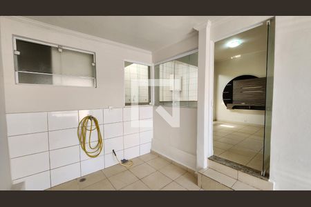 Casa para alugar com 50m², 1 quarto e 1 vagaGaragem
