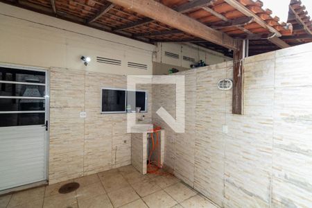 Casa de condomínio para alugar com 50m², 2 quartos e 1 vaga Casa de condomínio para alugar com 50m², 2 quartos e 1 vagaQuintal