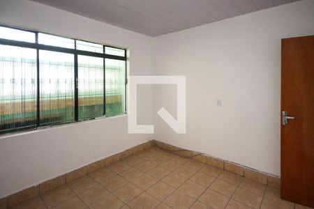 Casa à venda com 200m², 3 quartos e 4 vagasQuarto casa 02