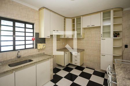 Casa à venda com 200m², 3 quartos e 4 vagasCozinha