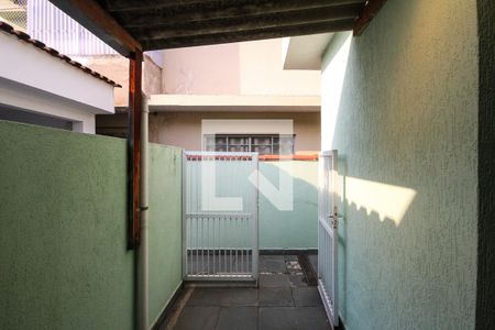 Casa à venda com 200m², 3 quartos e 4 vagasÁrea de Serviço casa 02
