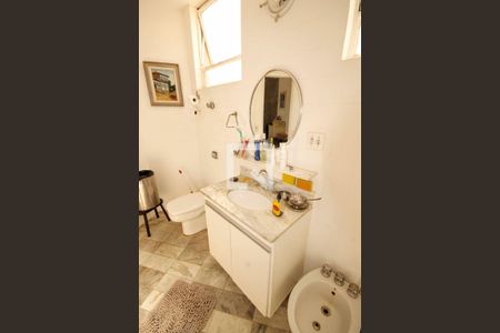 Apartamento à venda com 177m², 3 quartos e 1 vagaBanheiro Social