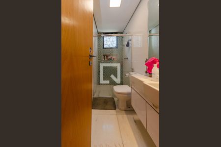 Casa à venda com 400m², 4 quartos e 3 vagasBanheiro suíte 1