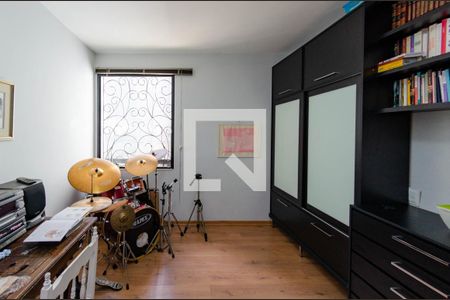 Casa à venda com 400m², 4 quartos e 3 vagasSuíte 3