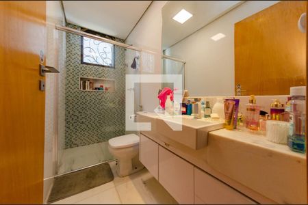 Casa à venda com 400m², 4 quartos e 3 vagasBanheiro suíte 1