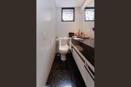 Casa à venda com 400m², 4 quartos e 3 vagasBanheiro suíte 2