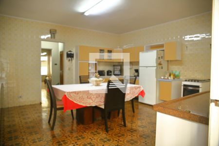 Casa à venda com 250m², 4 quartos e 3 vagasCozinha