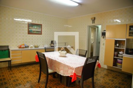 Casa à venda com 250m², 4 quartos e 3 vagasCozinha