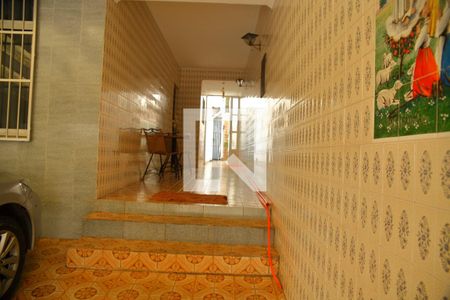 Casa à venda com 250m², 4 quartos e 3 vagasCorredor lateral