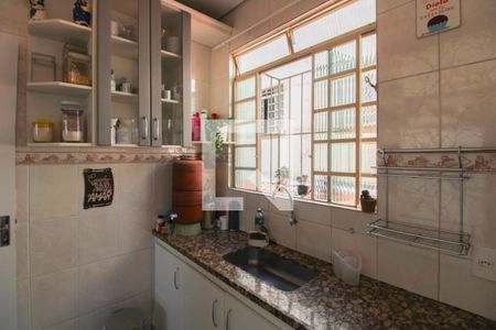 Casa à venda com 65m², 3 quartos e 1 vagaCozinha 