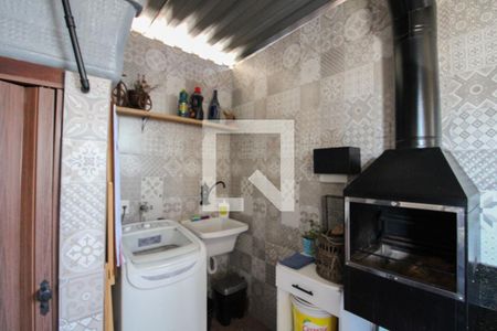 Casa à venda com 65m², 3 quartos e 1 vagaÁrea de Serviço