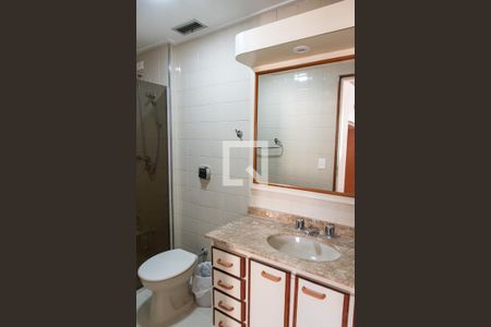 Apartamento para alugar com 104m², 3 quartos e 1 vagaBanheiro da suíte