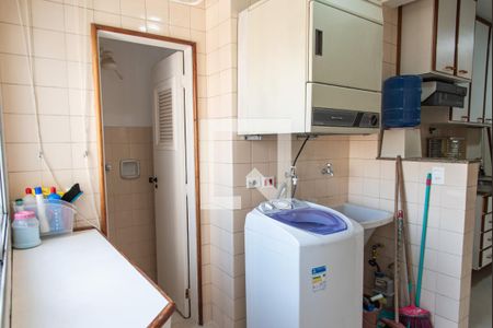 Apartamento para alugar com 104m², 3 quartos e 1 vagaÁrea de serviço
