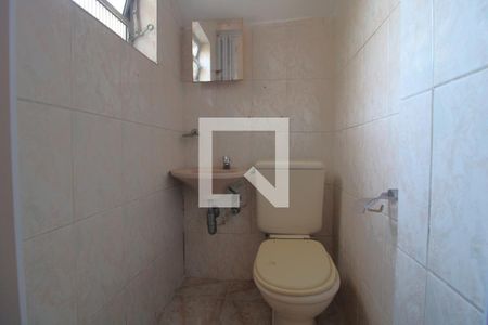 Banheiro de serviço de casa à venda com 4 quartos, 195m² em Jardim Consorcio, São Paulo