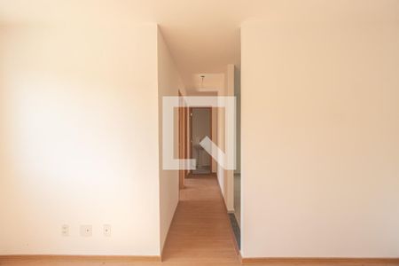 Sala de apartamento para alugar com 2 quartos, 45m² em Guaratiba, Rio de Janeiro