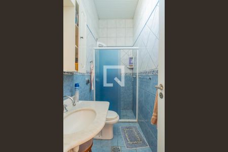 Casa à venda com 174m², 4 quartos e 2 vagasBanheiro 2