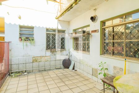 Casa à venda com 174m², 4 quartos e 2 vagasQuintal