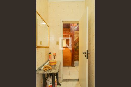 Casa à venda com 174m², 4 quartos e 2 vagasBanheiro 1