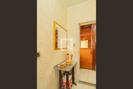 Casa à venda com 174m², 4 quartos e 2 vagasBanheiro 1