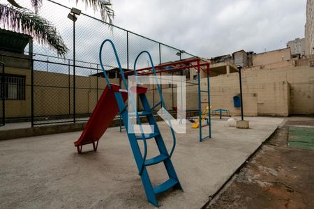 Apartamento à venda com 50m², 3 quartos e sem vagaÁrea comum - Playground