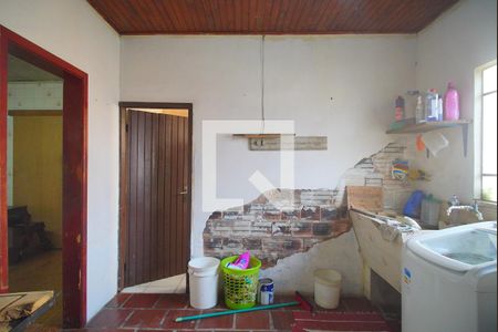 Casa à venda com 170m², 3 quartos e 5 vagas  Área de Serviço   